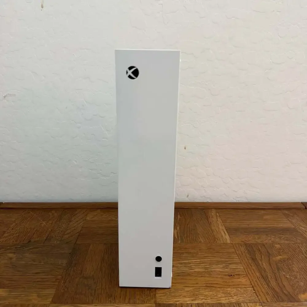 Microsoft Xbox Series S 512GB All-Digital Console with White Wireless Controller